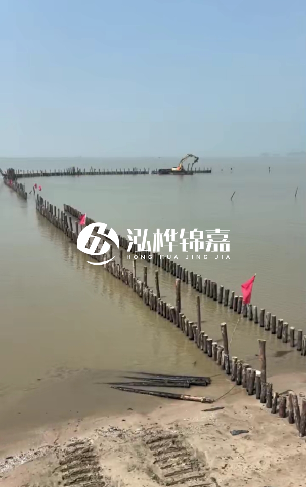 菏澤河道清淤專(zhuān)業(yè)施工-打完松木樁后清理淤泥是否會(huì)影響穩(wěn)定性?