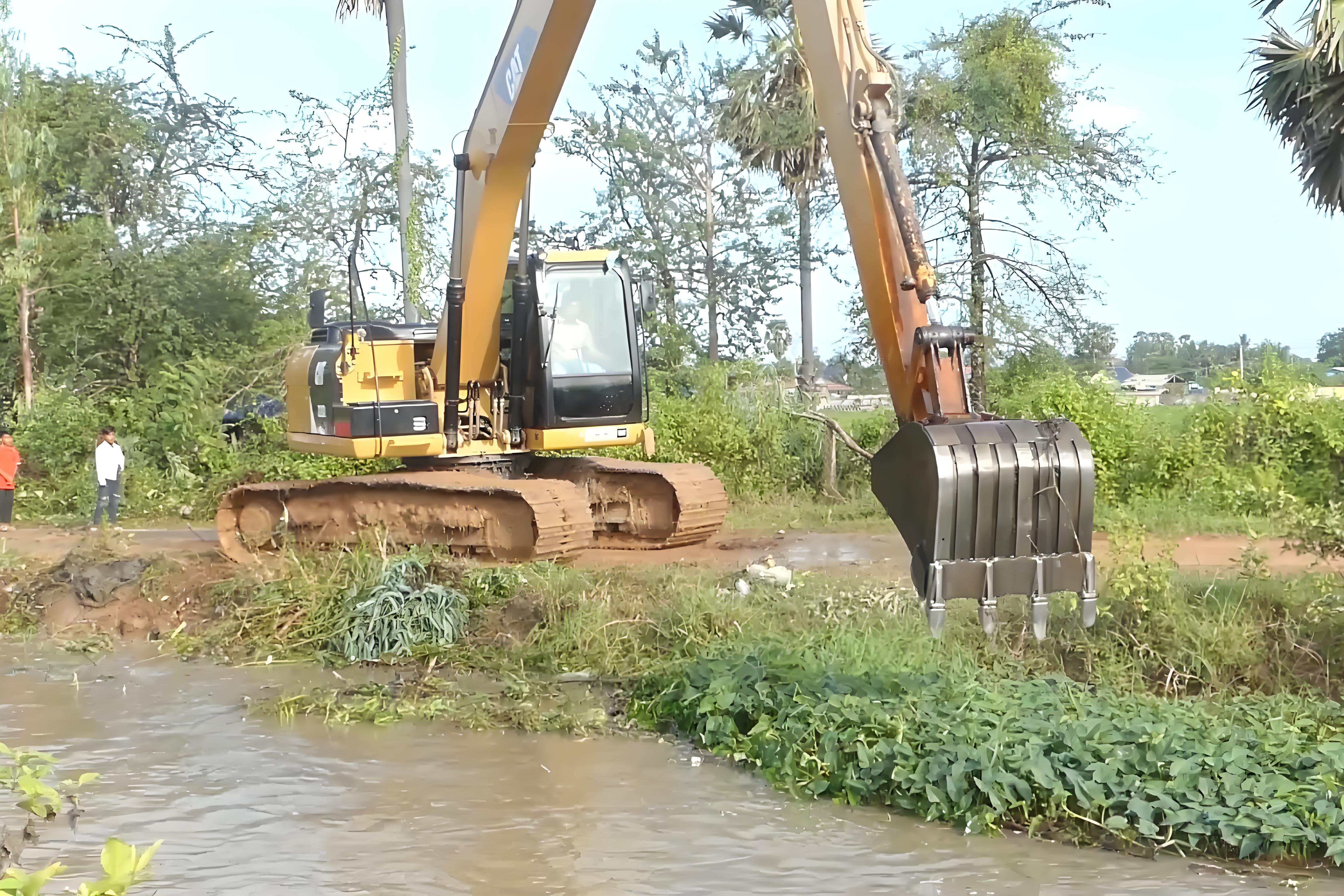 廣東佛山挖機(jī)清淤施工隊(duì)-沼澤地清淤適合在什么季節(jié)進(jìn)行??